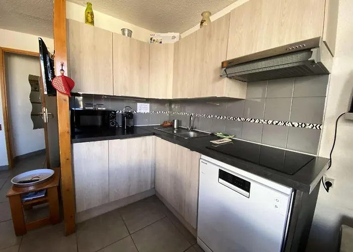 Soleil - Pour 6 Pers., Secteur Calme, Vue Degagee Et Place De Parking Mae-5161